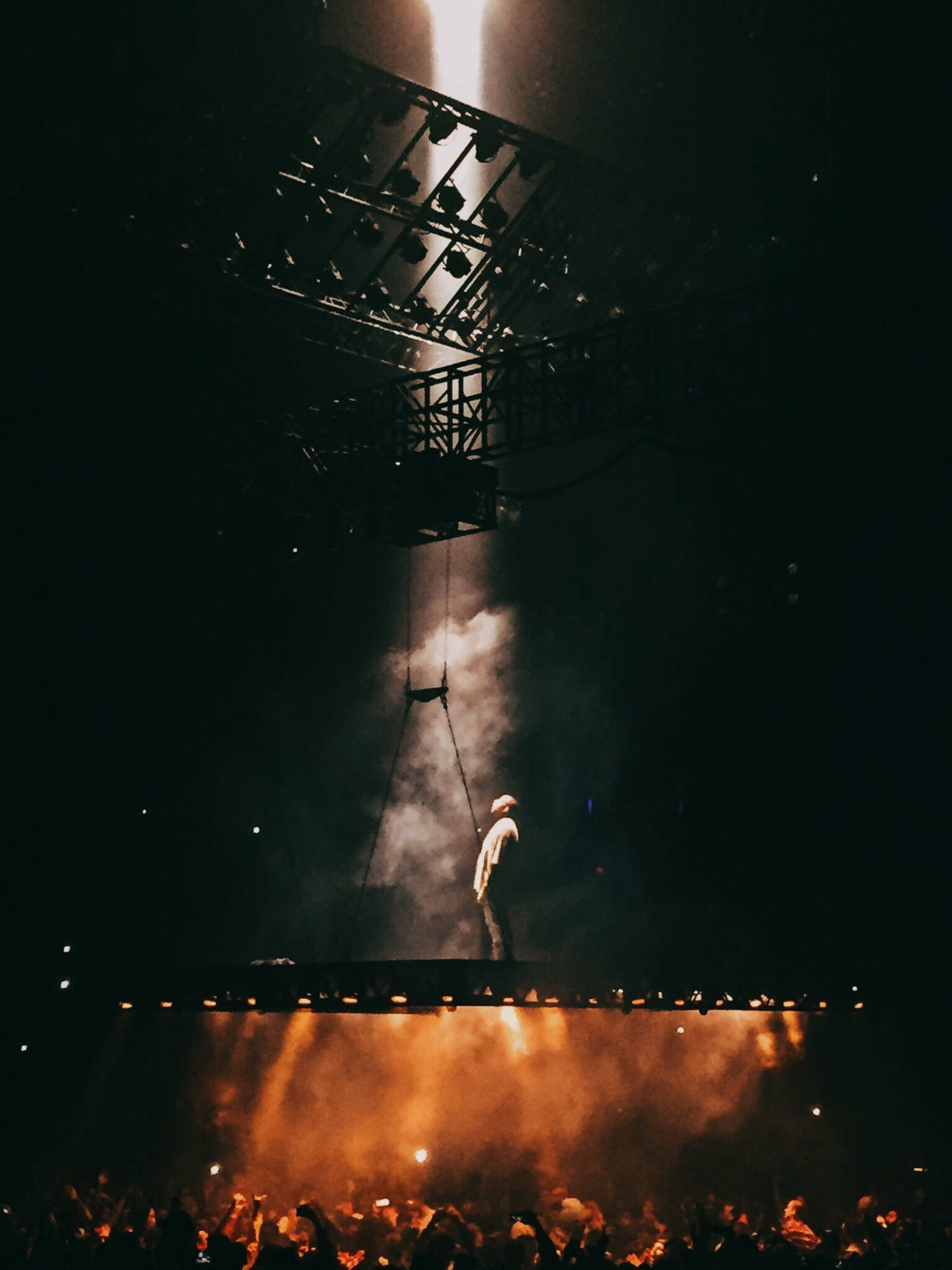 Kanye West Saint Pablo Contrast Background