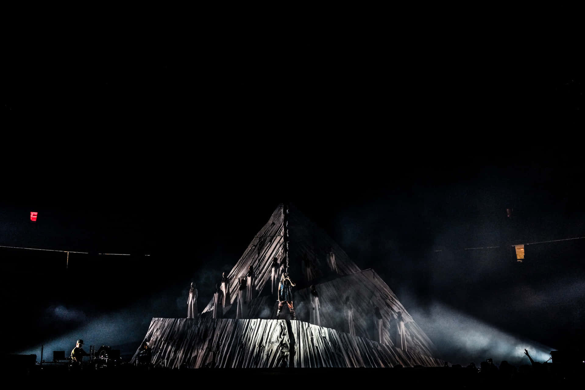 Kanye West performing the Yeezus Tour in New York City Wallpaper