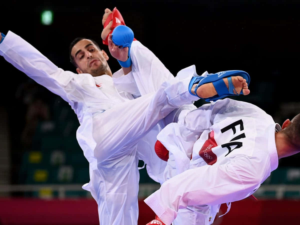 Карате бест. Karate face foot Kick.