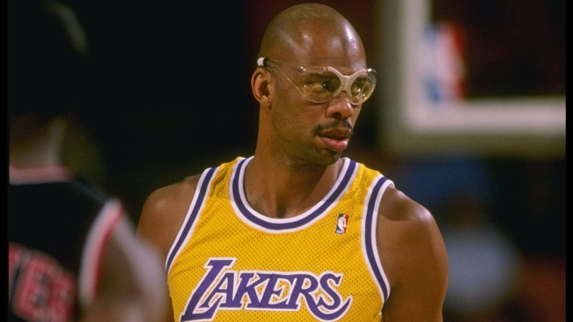 Kareem Abdul-jabbar Lakers Center