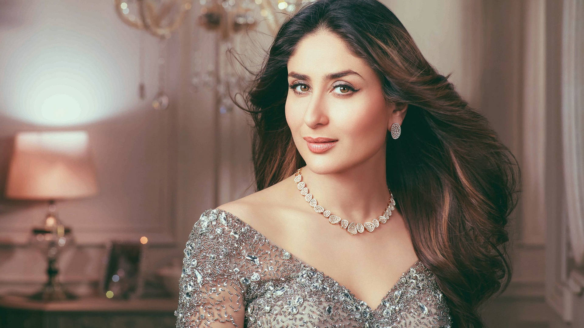 Kareena Kapoor Diamant Smykker Fotoshoot Wallpaper