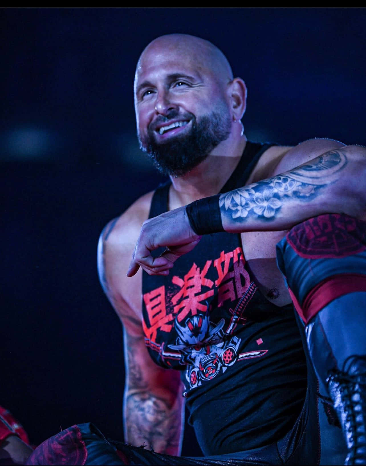 Karl Anderson Smiling Brightly Wallpaper