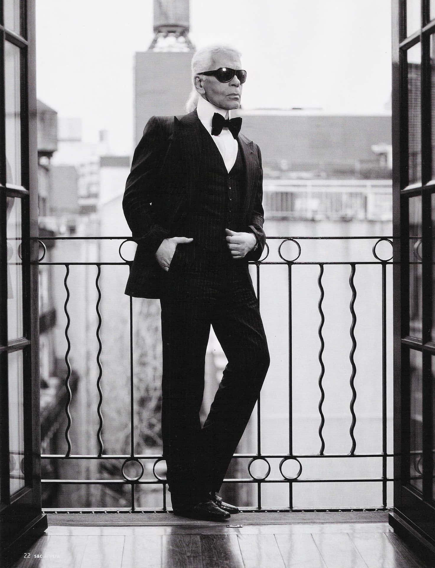 Karl Lagerfeld - Ikonisk modeskaber tapet Wallpaper