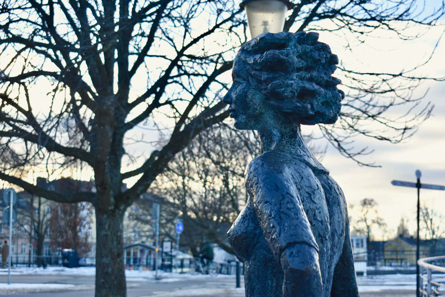 Karlstad Sweden Bronze Statue Winter Scene Wallpaper