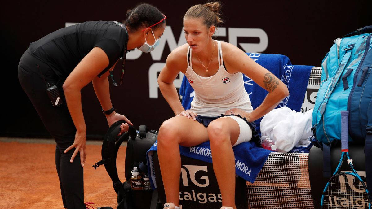 Karolinapliskova En La Pista Fondo de pantalla