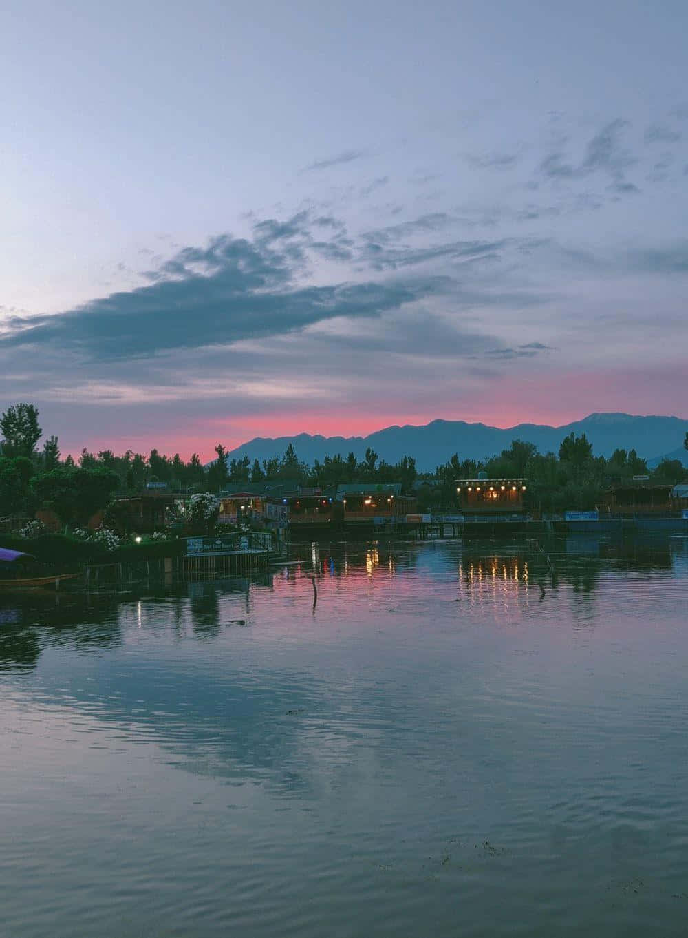 Kashmir Lake Twilight Scenery Wallpaper