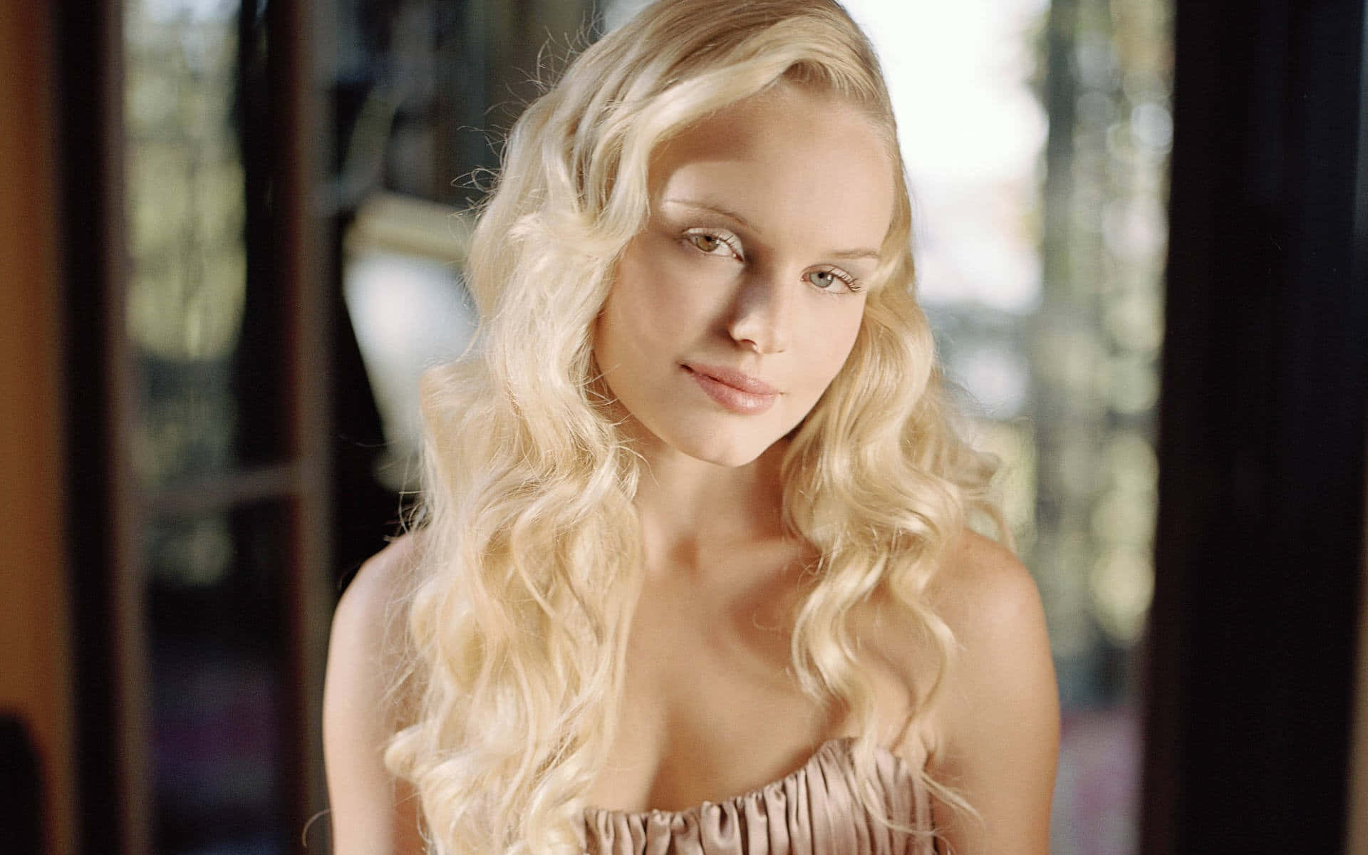 Sesiónde Fotos Radiante De Kate Bosworth. Fondo de pantalla