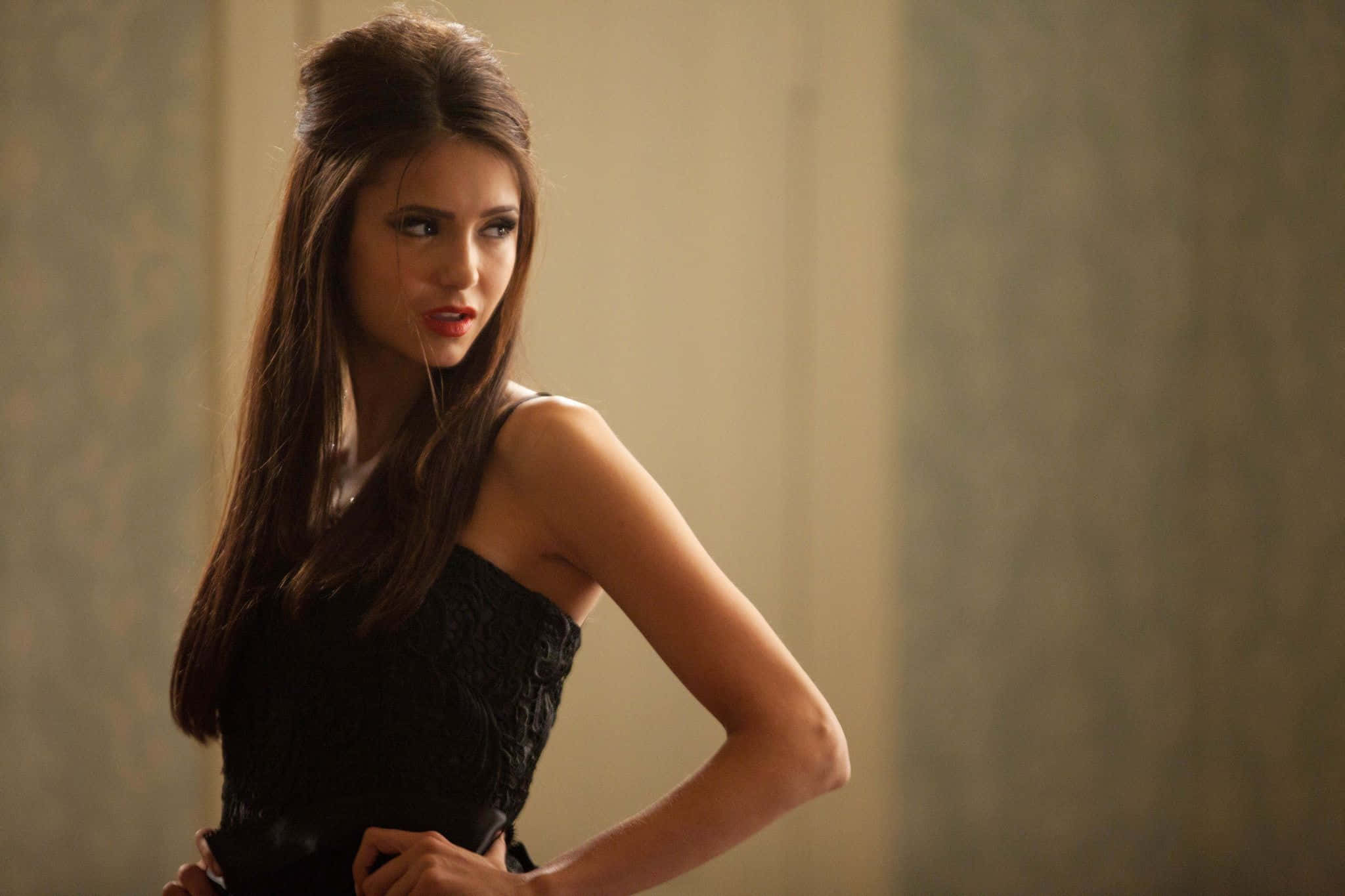 Katherine Pierce - Et Fengslende Blikk Fra The Vampire Diaries Bakgrunnsbildet