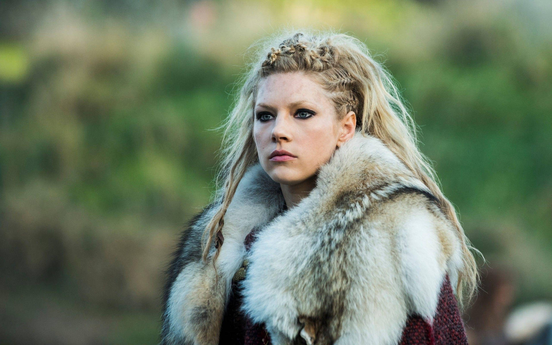 Katherinewinnick Como Lagertha De Vikings Fondo de pantalla
