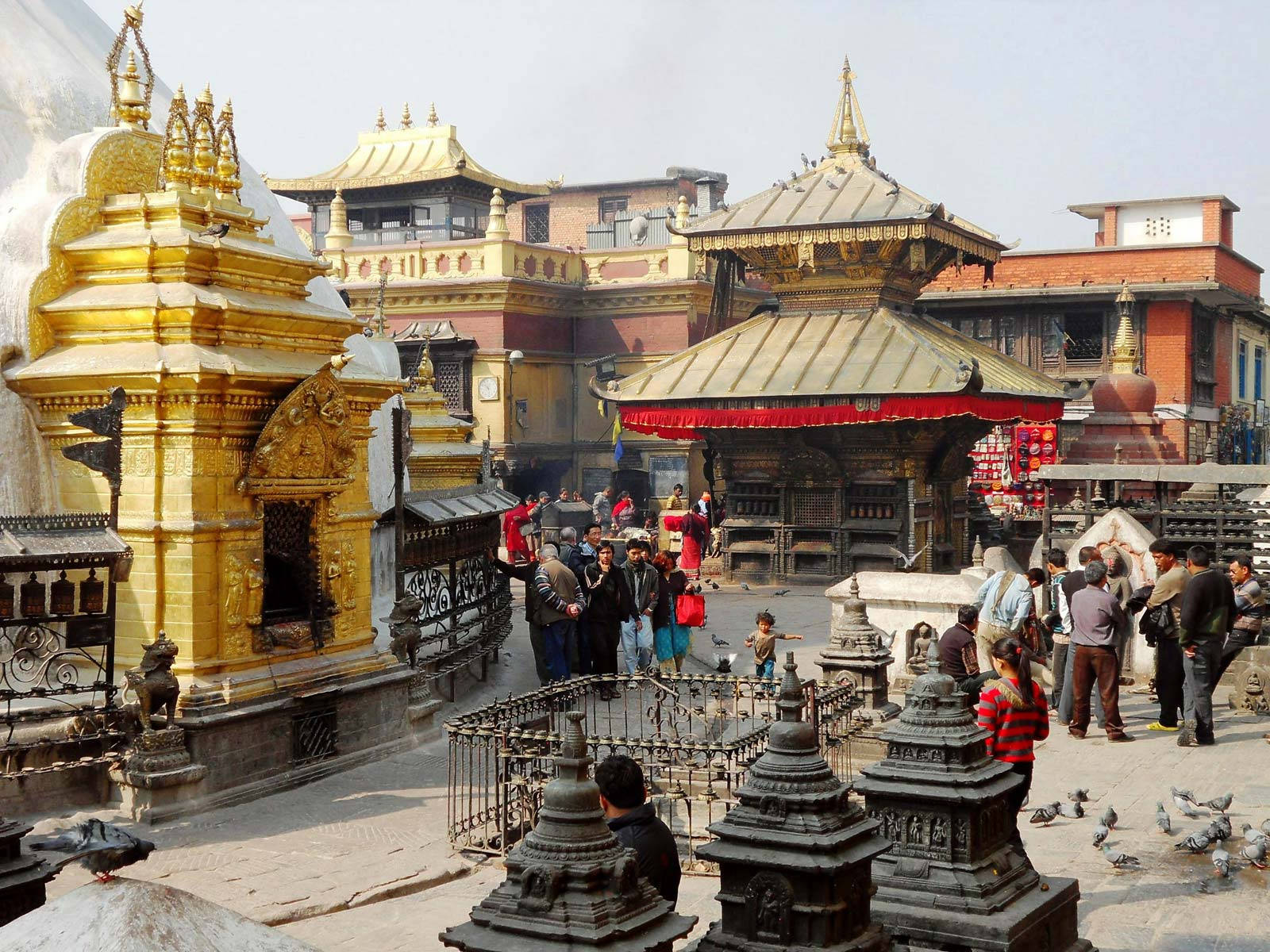 Kathmandu Temple Visitors Wallpaper