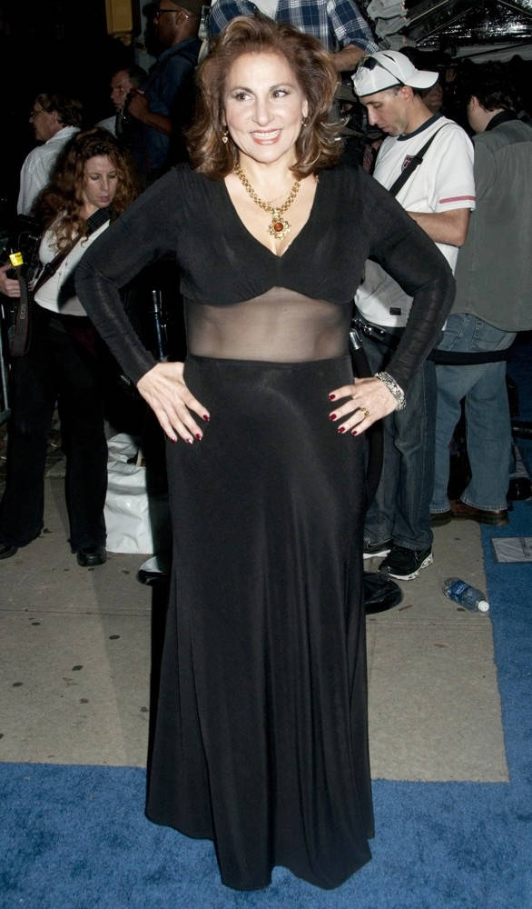 Kathy Najimy In Black See-through Gown Wallpaper