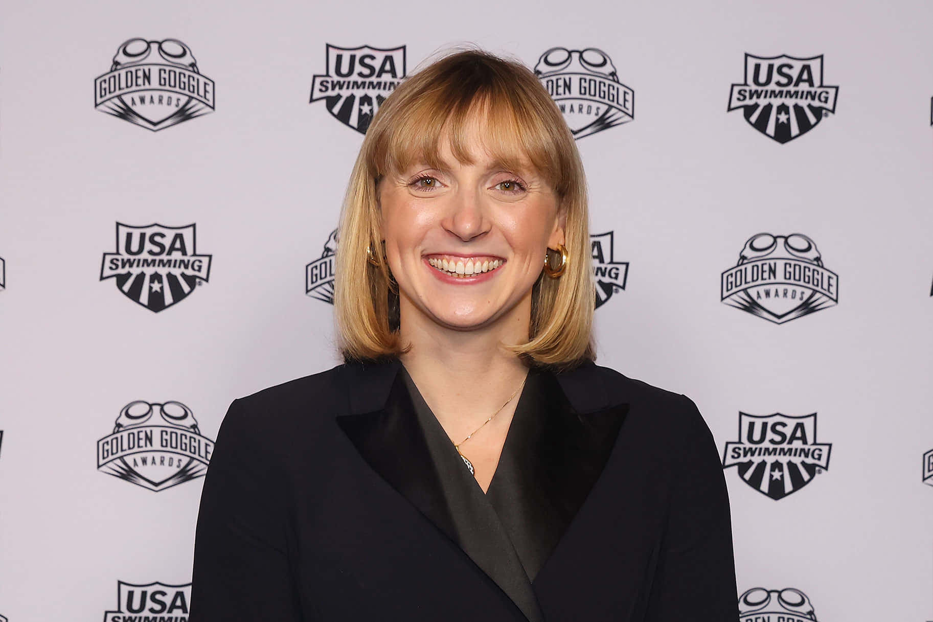 Katie Ledecky Golden Goggle Awards Wallpaper