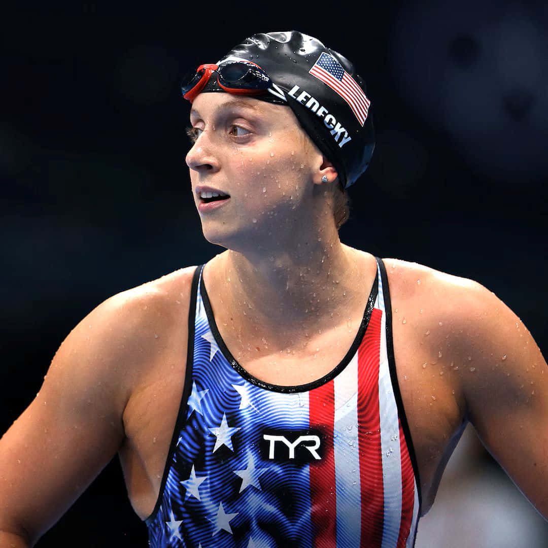 Katie Ledecky Swimming Competition Wallpaper