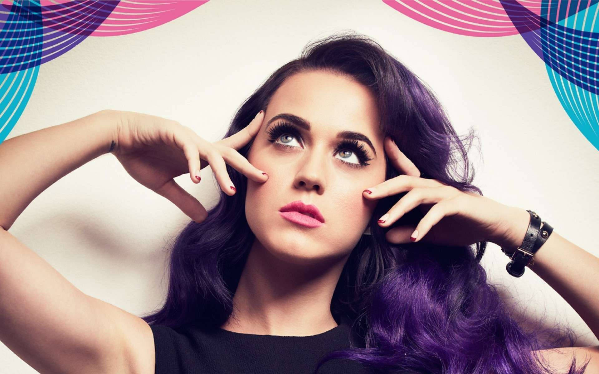 Katy Perry Smizing Portrait Wallpaper