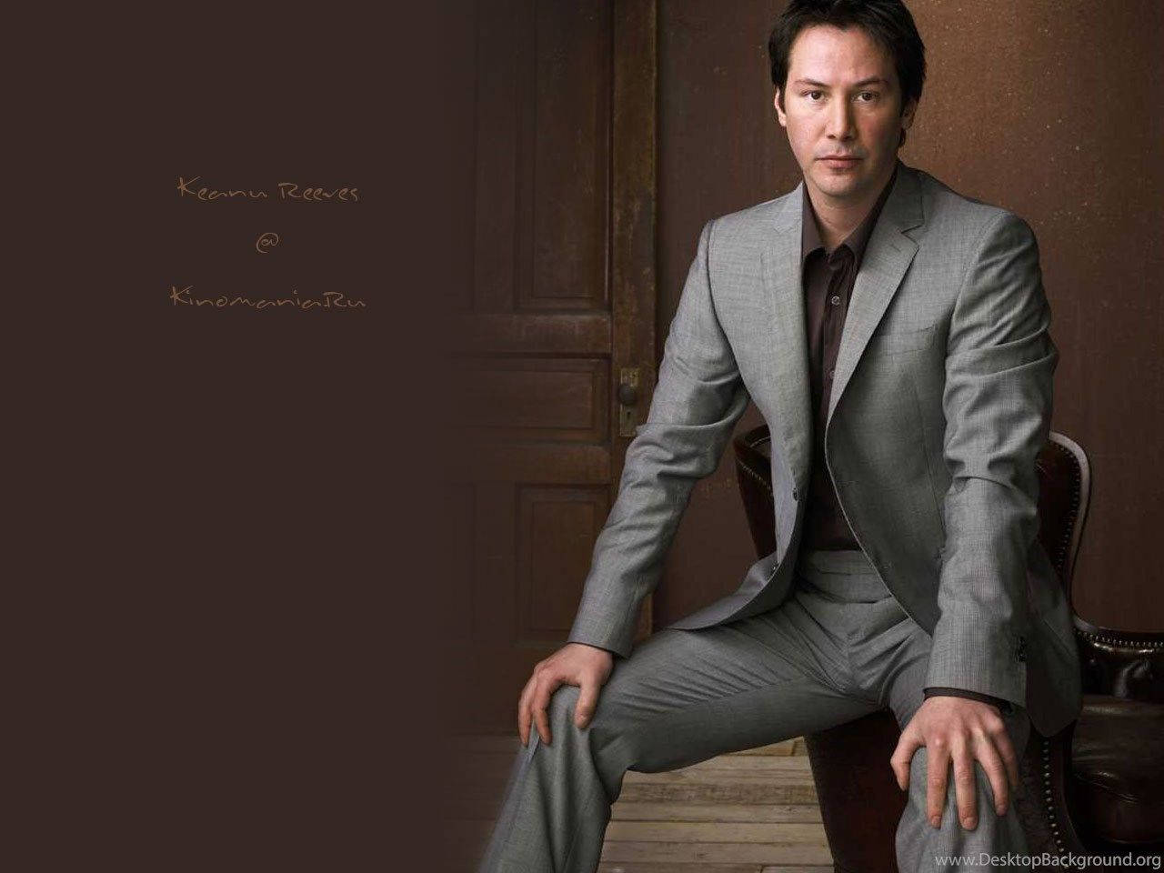 Keanu Reeves Gray Suit Wallpaper