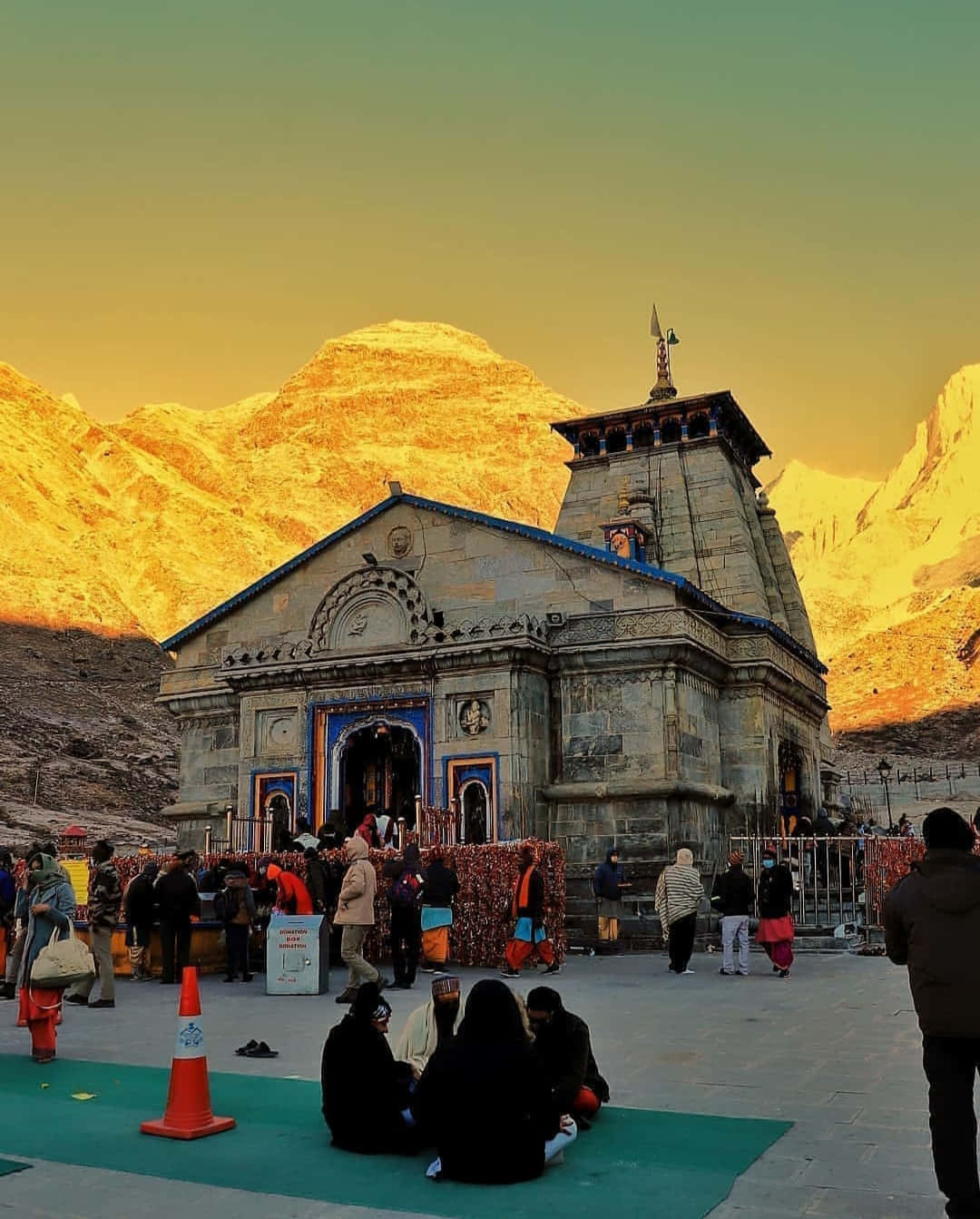 Get closer to god at the spiritual site of Kedarnath