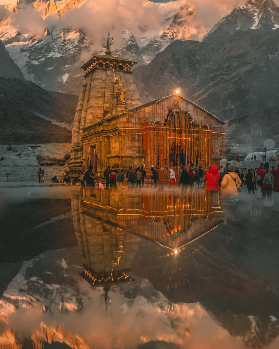 A view of the Kedarnath Temple