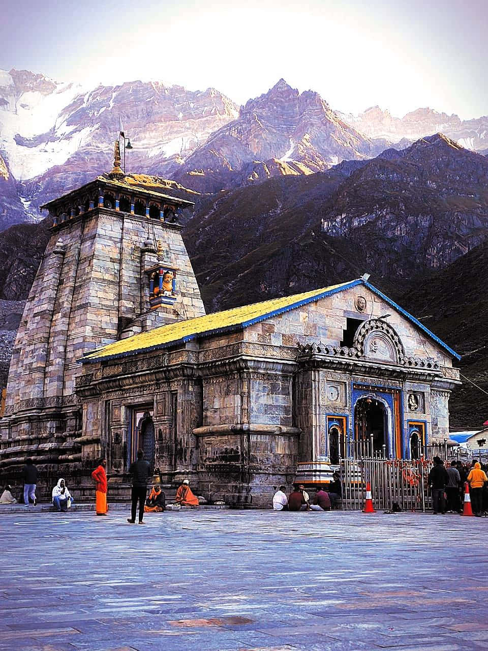 Dieatemberaubende Schönheit Des Kedarnath-tempels In Indien