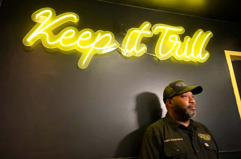 Keep It Trill Neon Sign Wallpaper