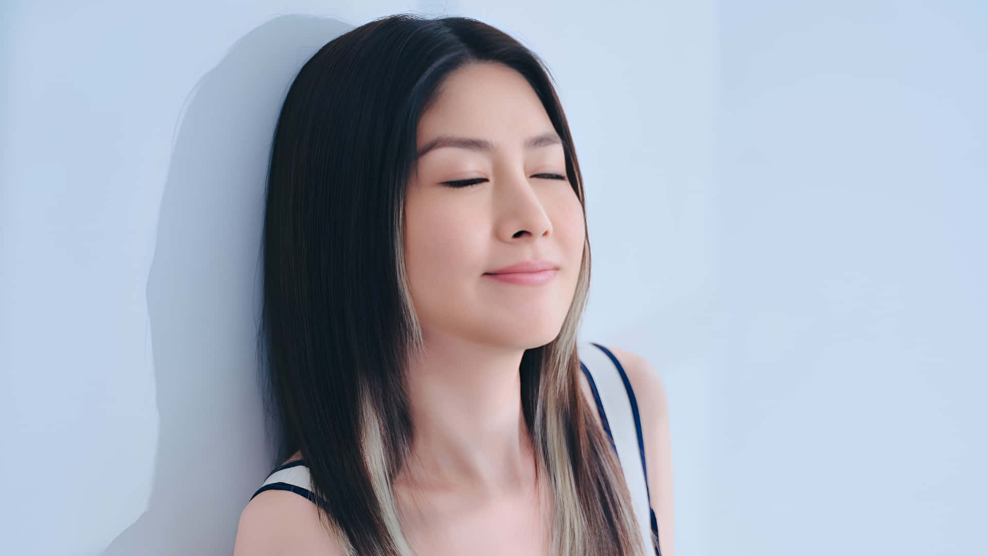 Retrato Sereno De Kelly Chen Fondo de pantalla