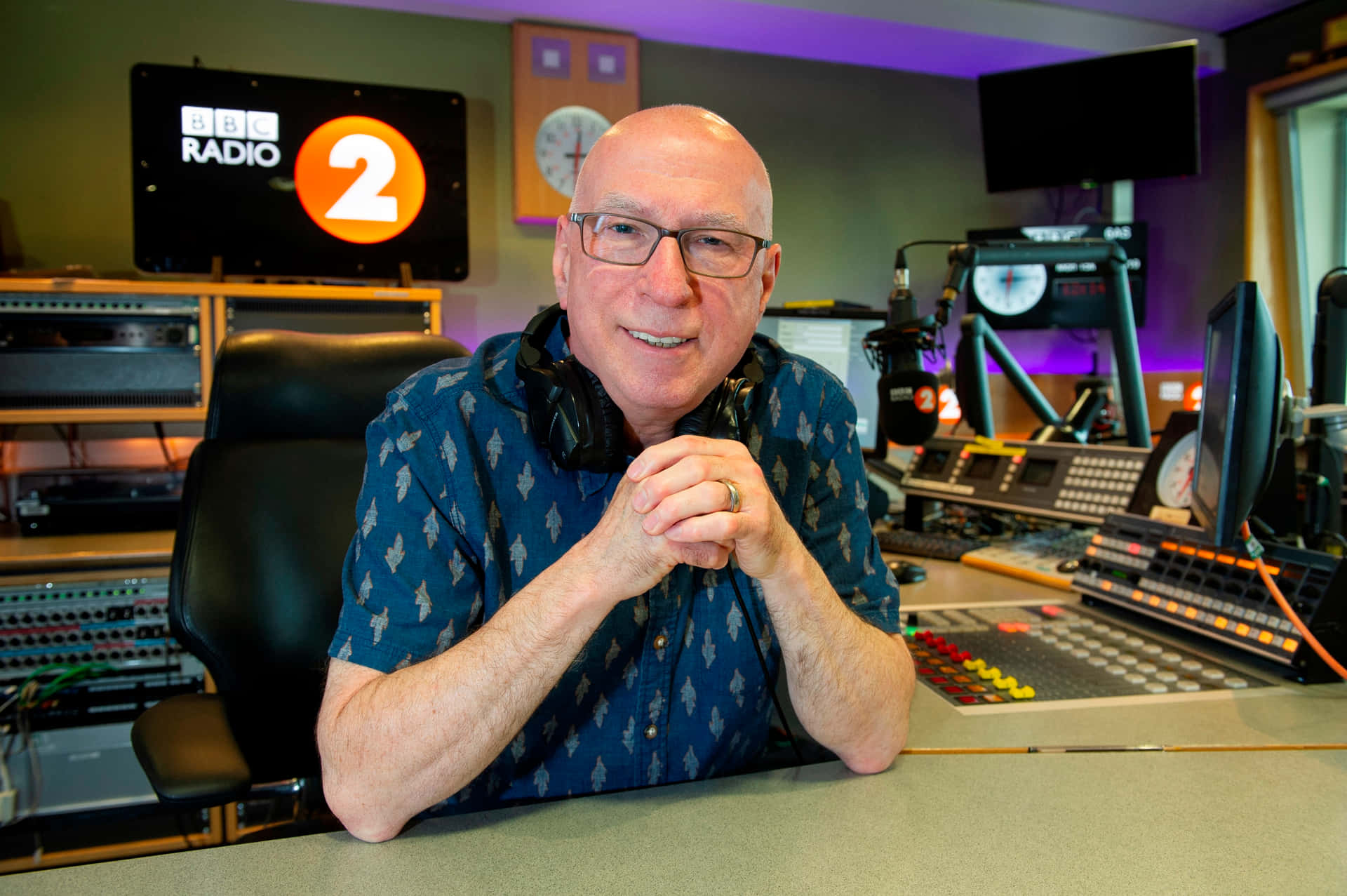 Ken Bruce Wallpaper