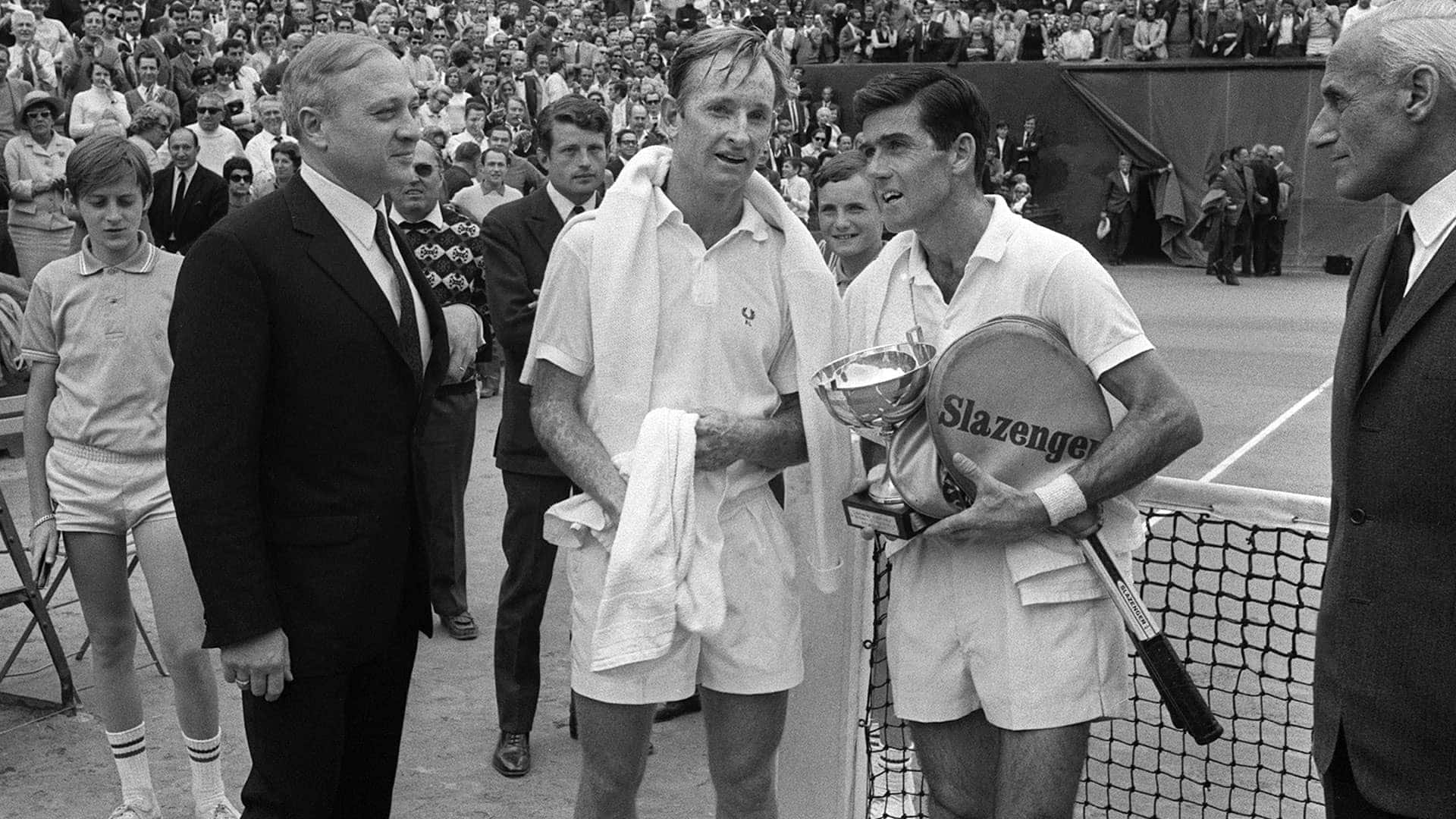 Kenrosewall Roland Garros 1968 Fotografie. Wallpaper