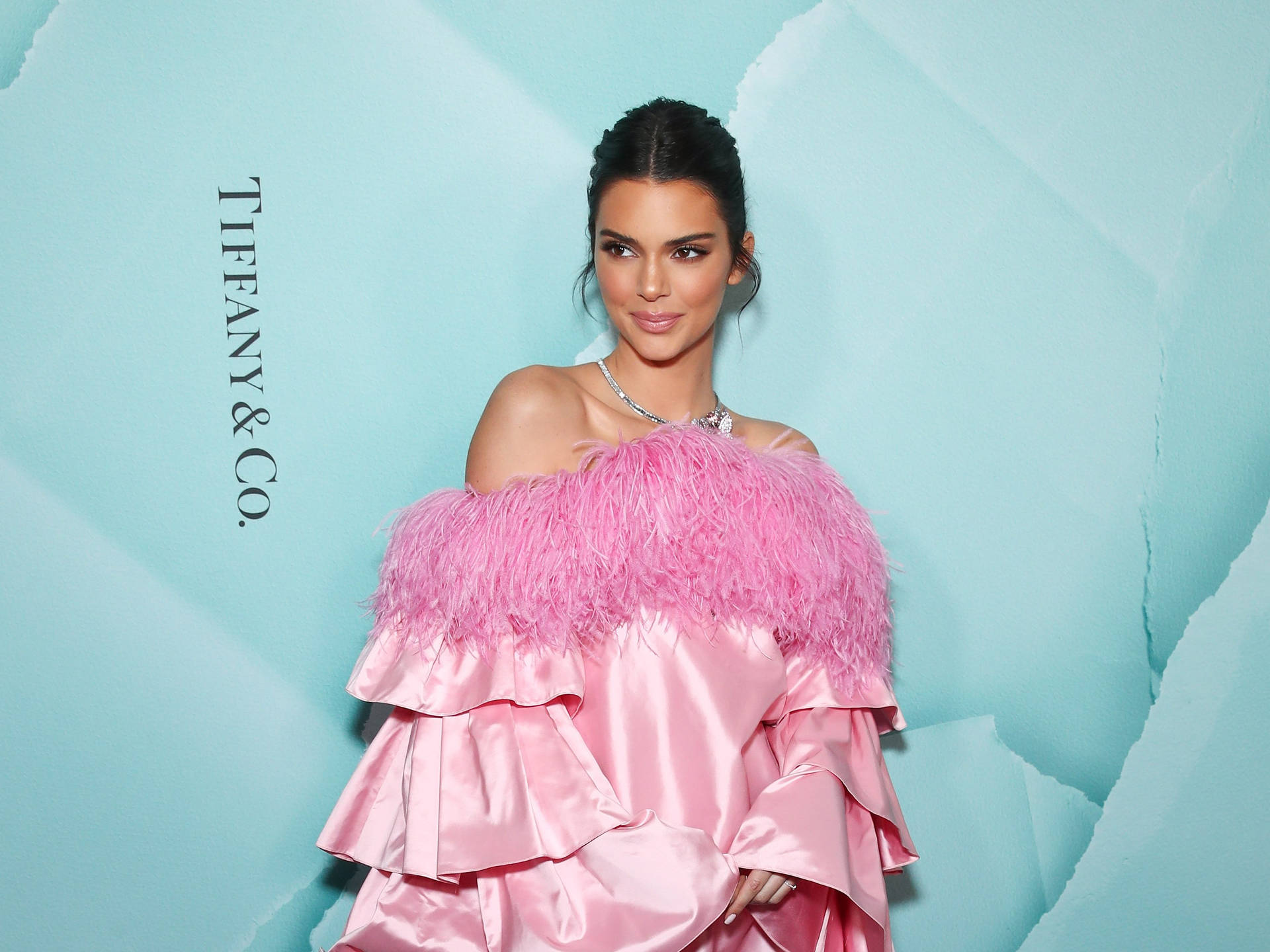 Kendall Jenner For Tiffany & Co. Wallpaper