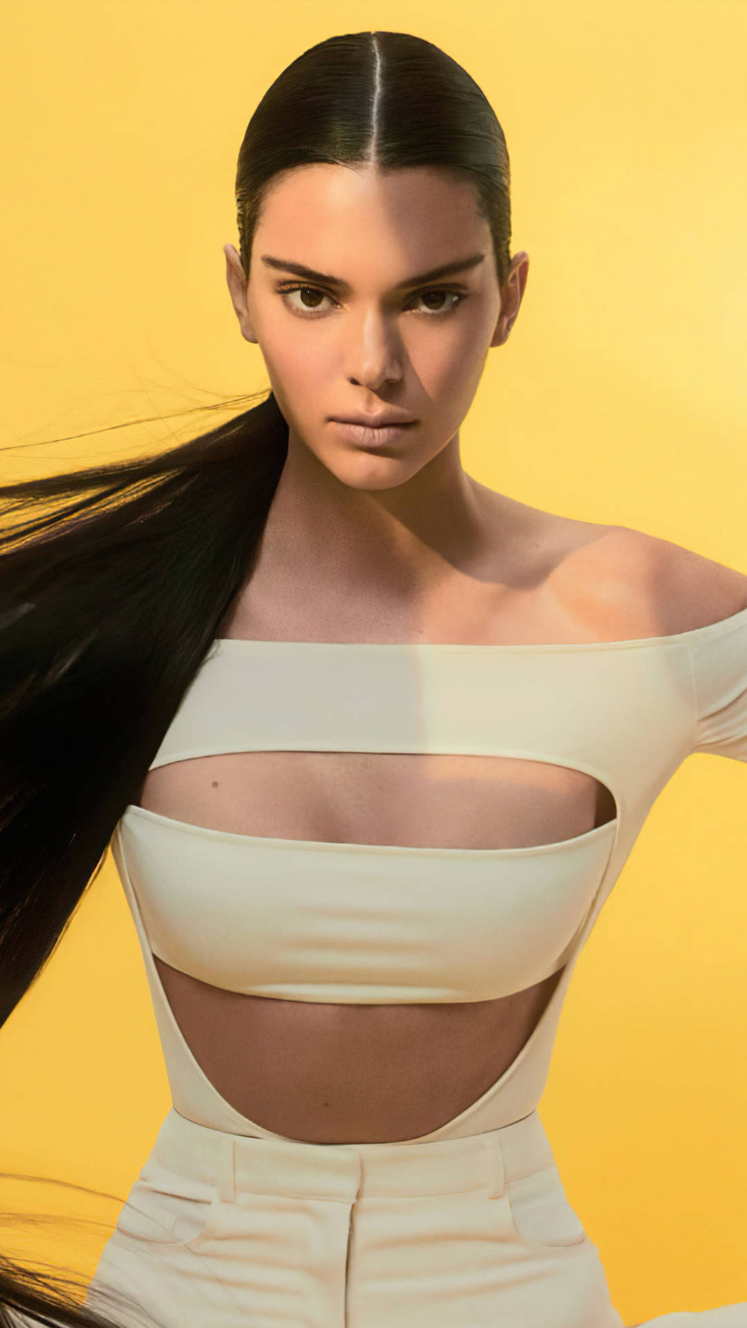 Kendall Jenner For Vogue Hong Kong Wallpaper