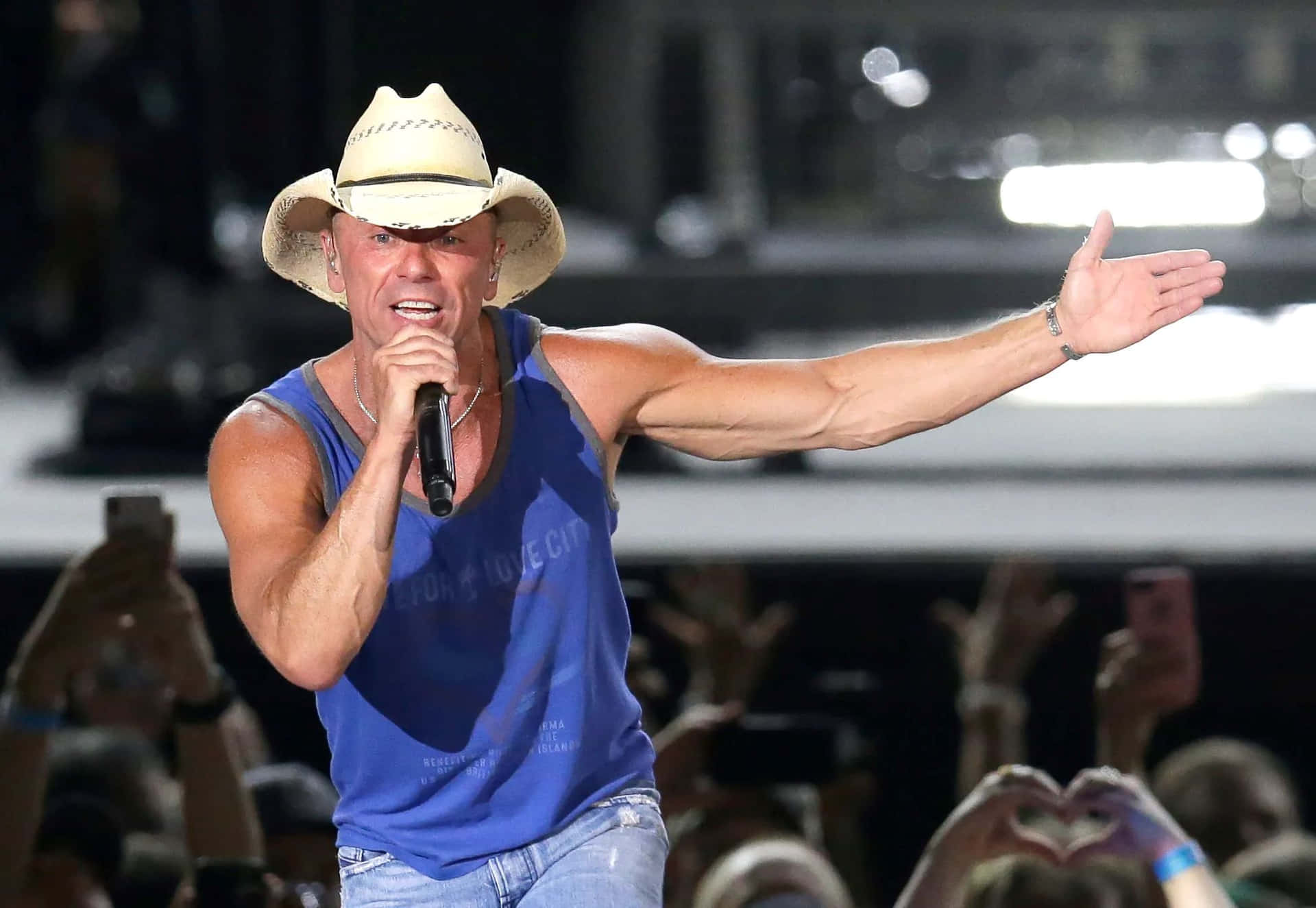 Kenny Chesney Concert Performance Wallpaper