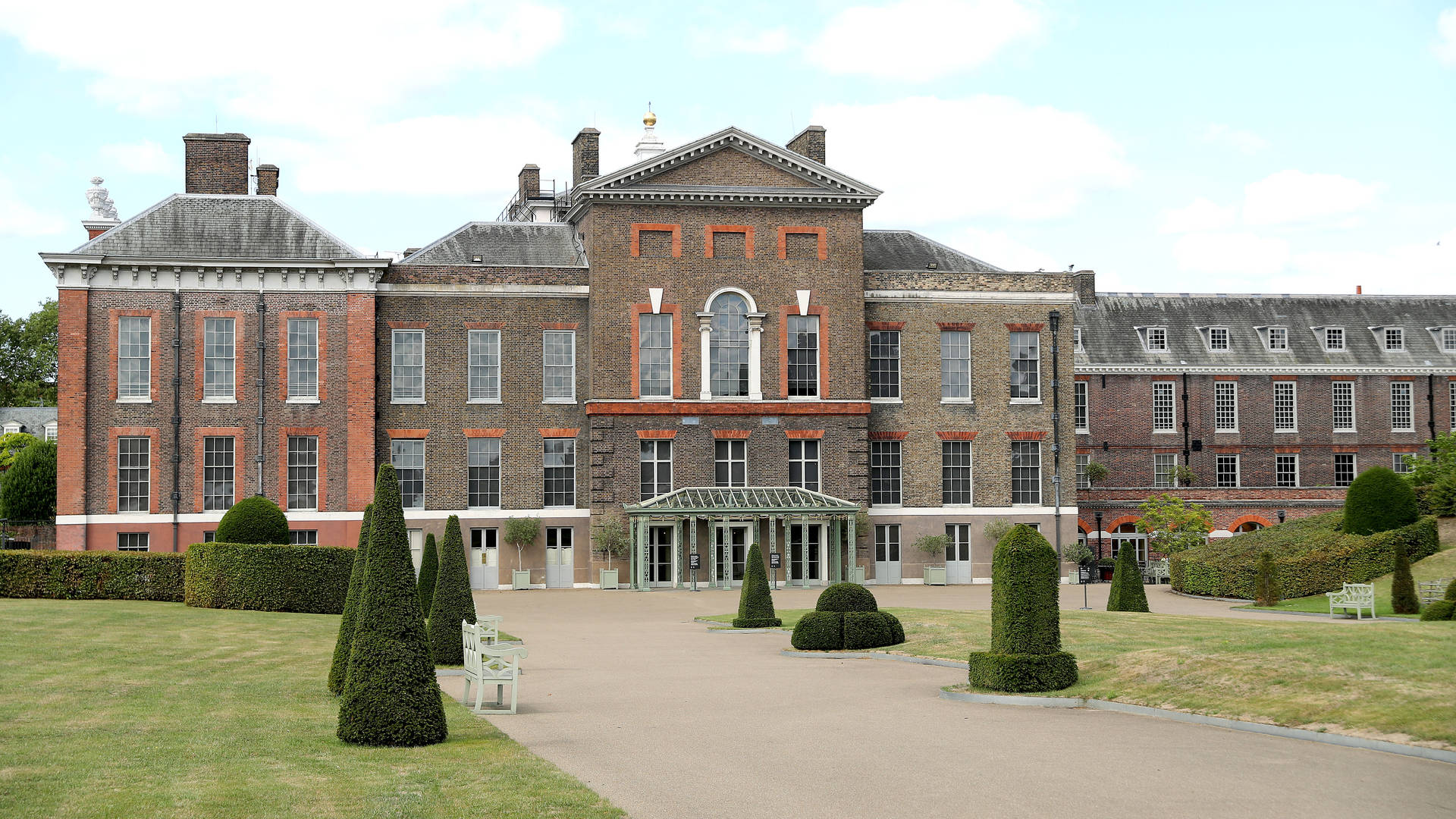Kensington Palace During Daytime Picture