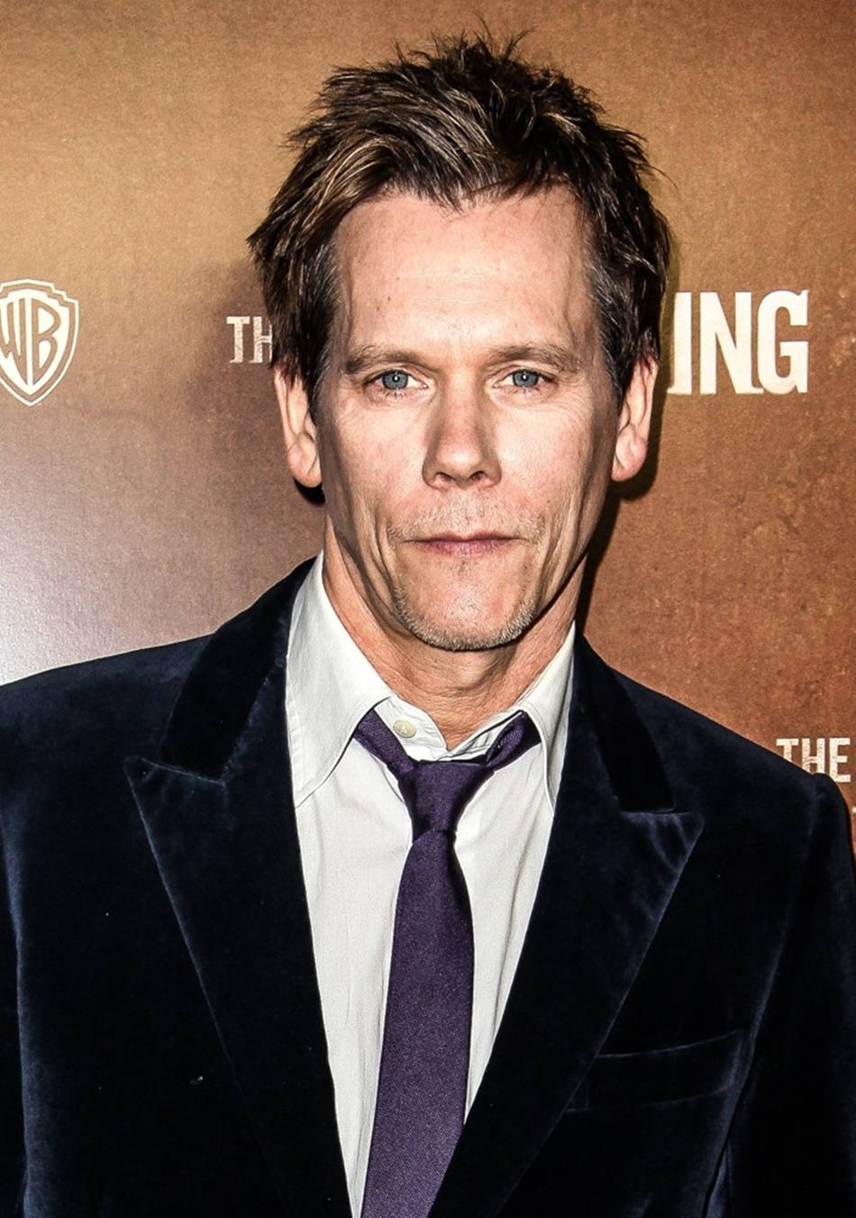 Legendary actor Kevin Bacon at a Warner Bros event Wallpaper