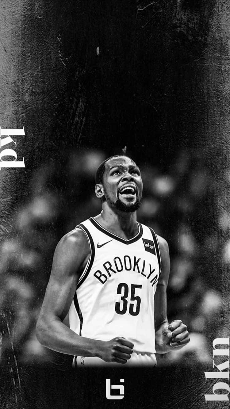 Kevindurant Nets Svart Och Vit (for A Computer Or Mobile Wallpaper Featuring Kevin Durant In Black And White) Wallpaper