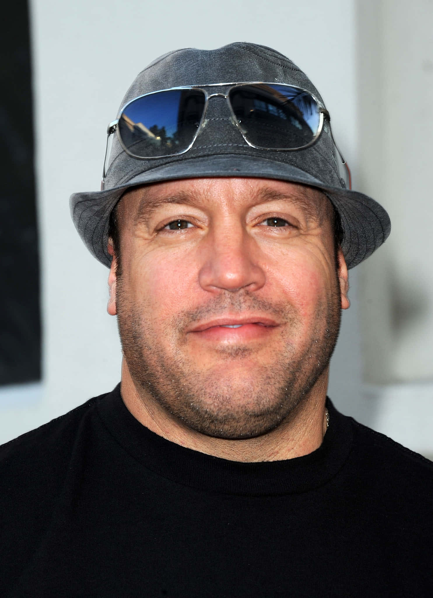 Kevin James Laughs with Joy Wallpaper