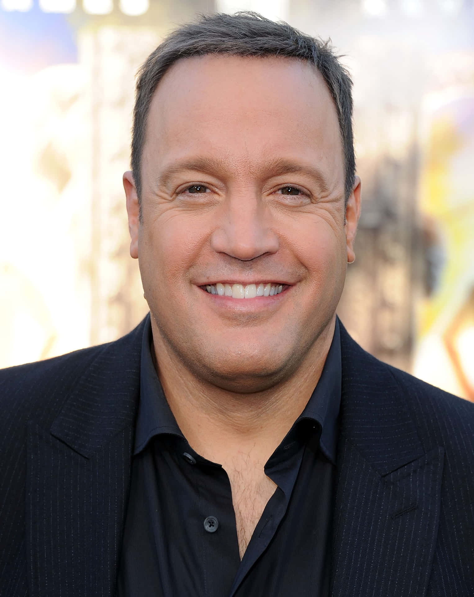 Actor, Comedian, and All-Around Entertainer Kevin James Wallpaper
