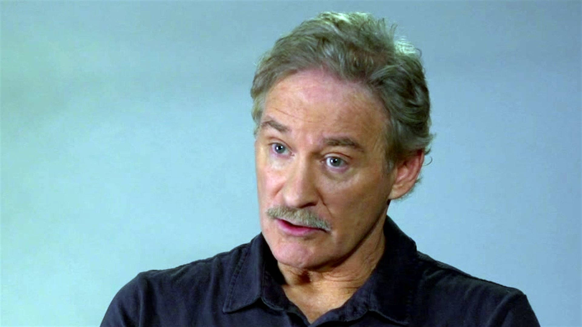 Kevin Kline Hollywood Actor Interview Wallpaper