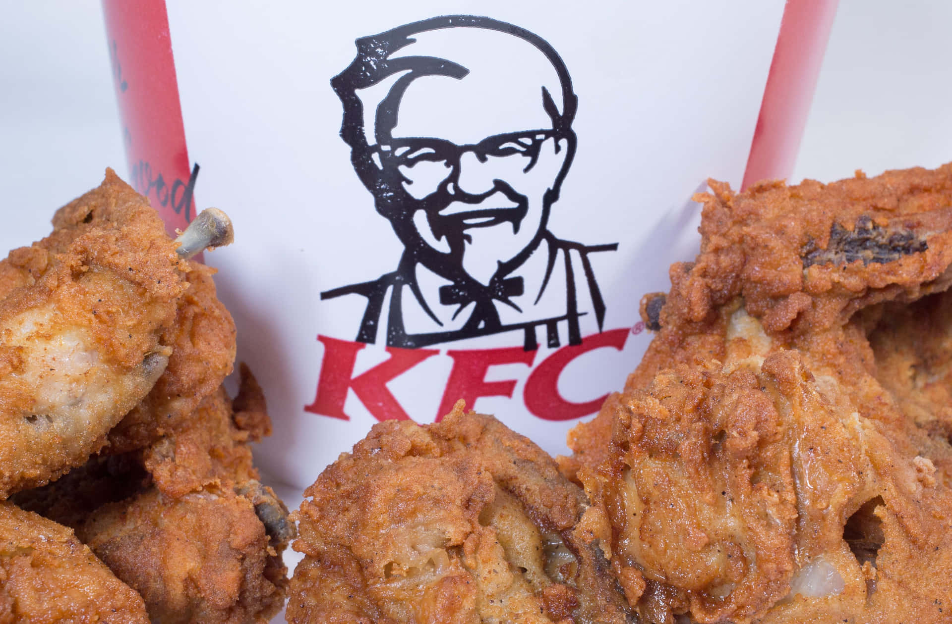 Enjoy The Tastiest Crispy Chicken With KFC