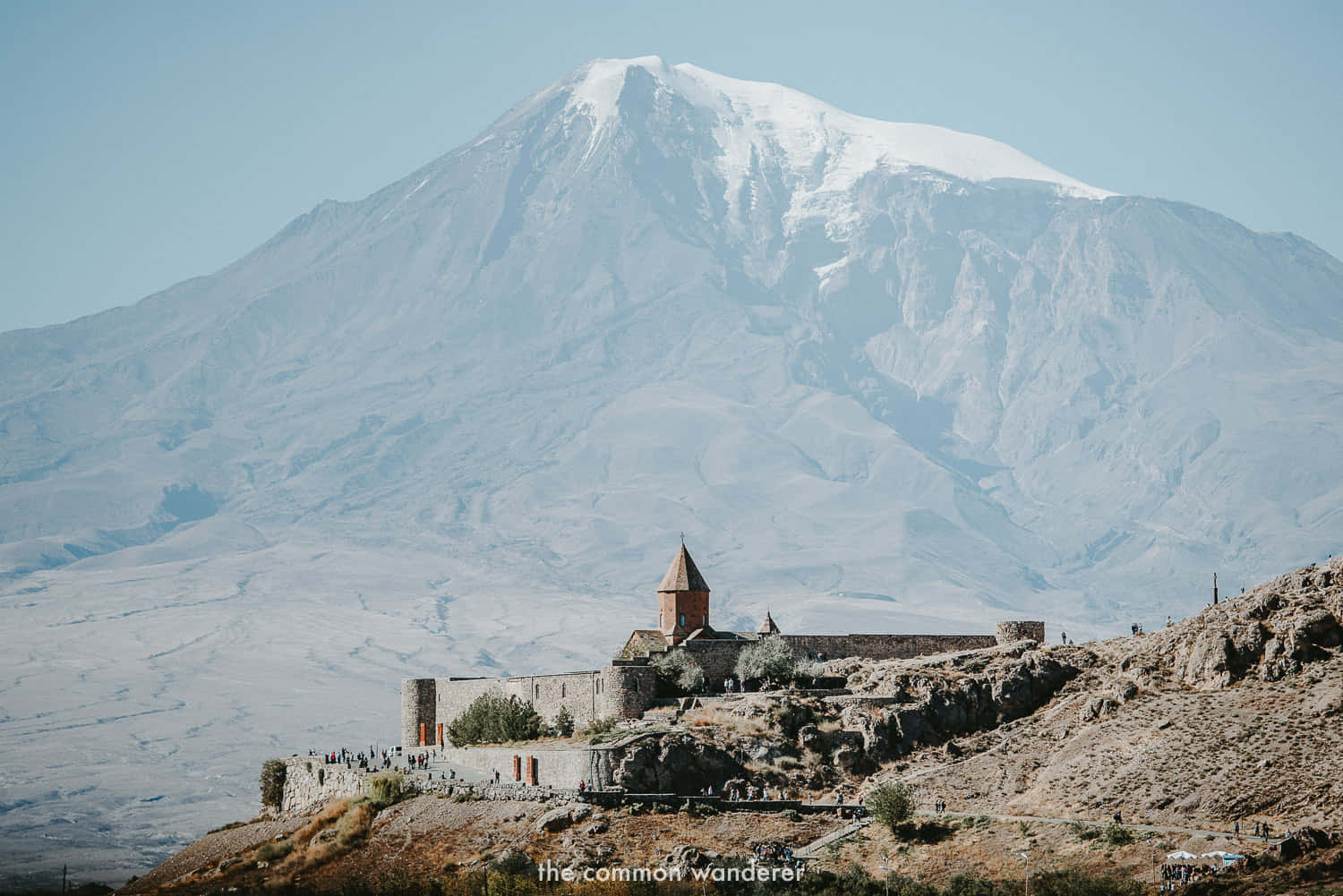Vistade Khor Virap Y El Monte Ararat Fondo de pantalla