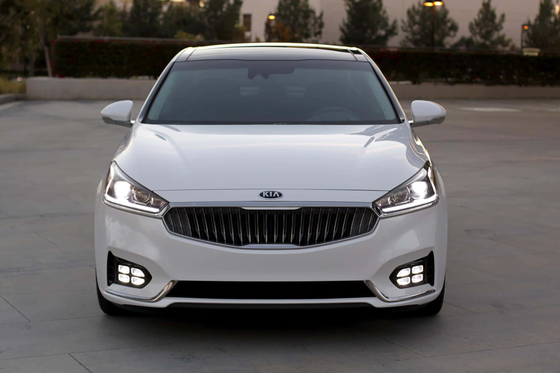 Luxury redefined with Kia Cadenza. Wallpaper