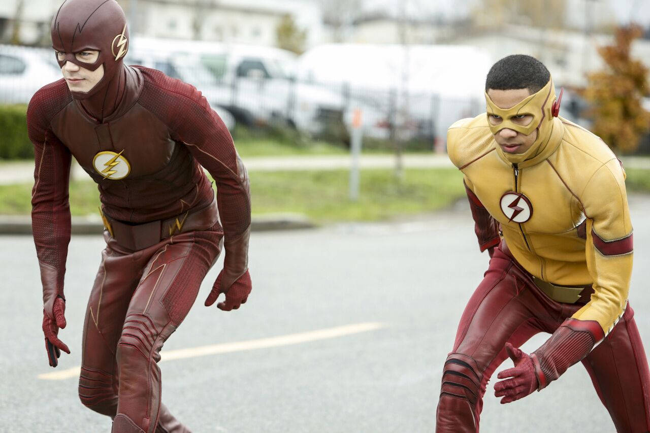 Kid Flash And The Flash Speedsters Wallpaper