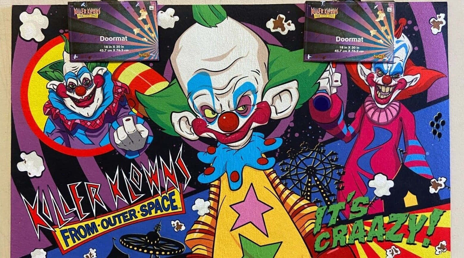 Billedet af de truende Killer Klowns fra det ydre rum tapet Wallpaper