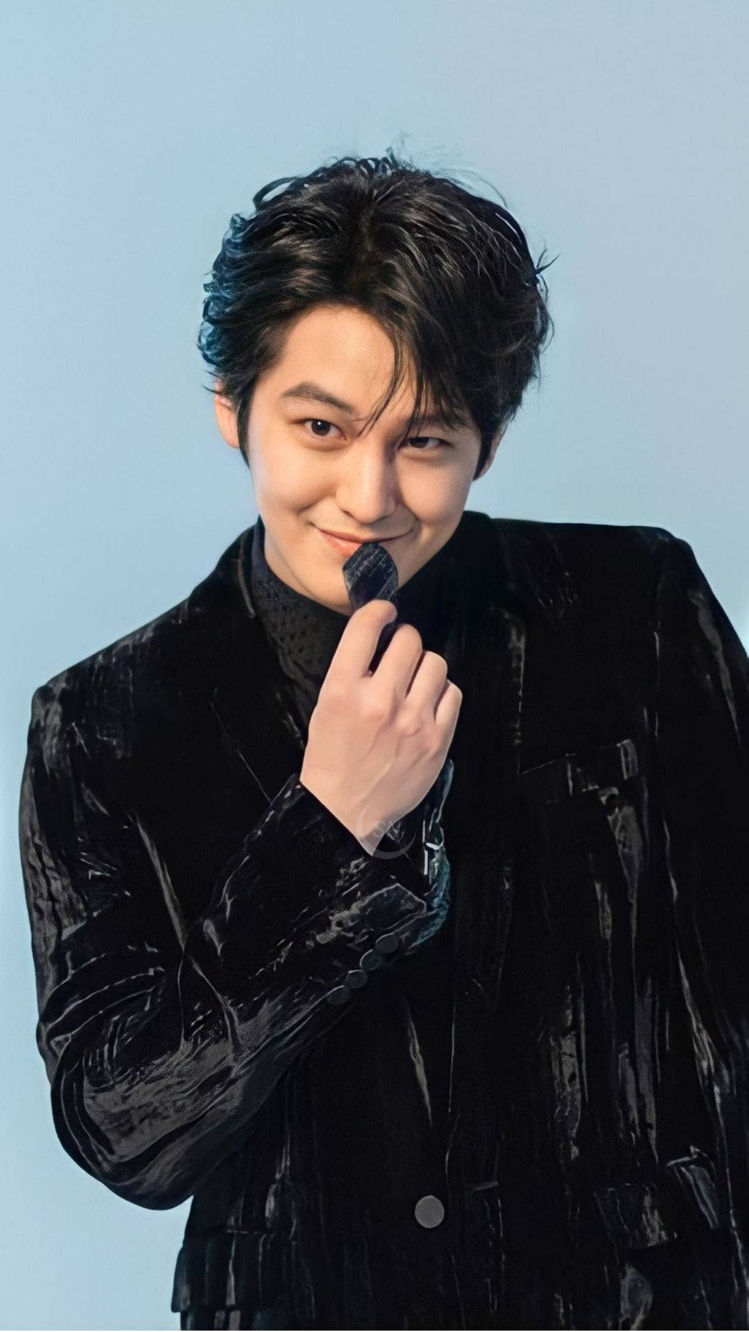 Kim Bum Black Velvet Suit Wallpaper