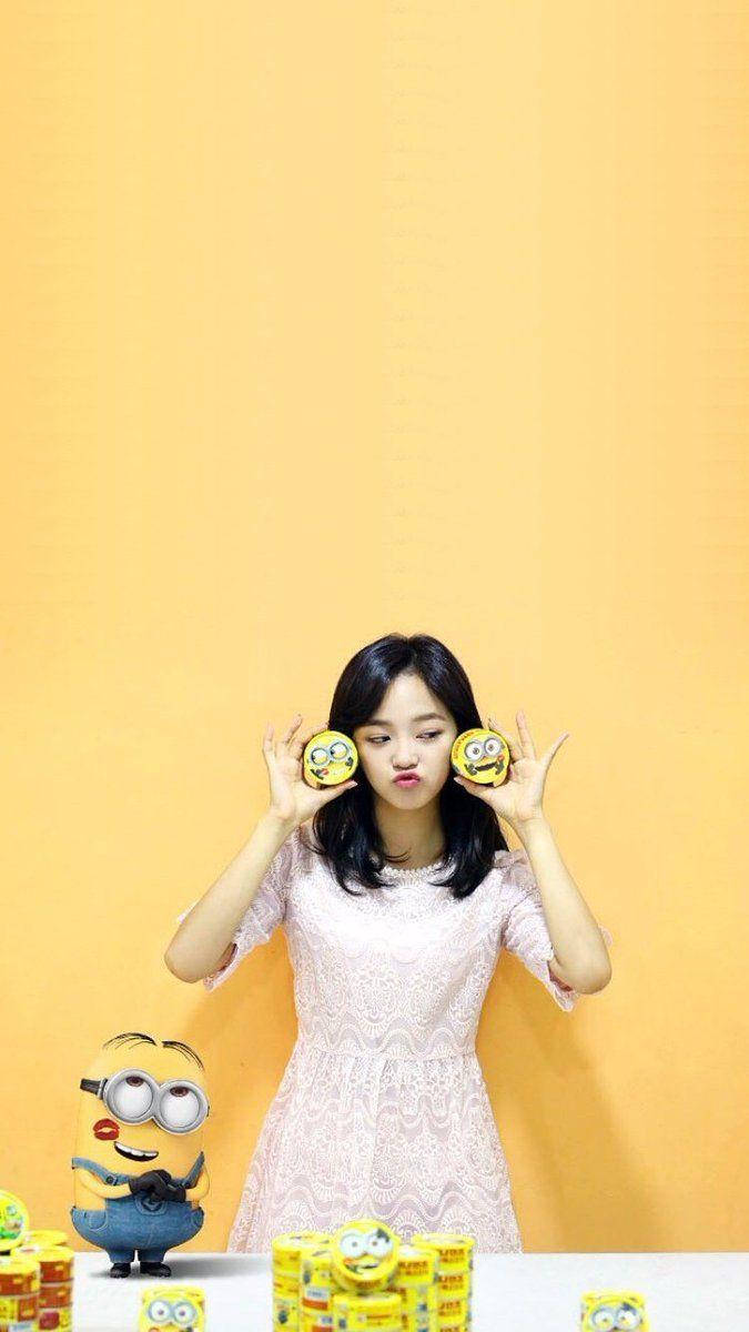 Kim Se Jeong Minions Wallpaper