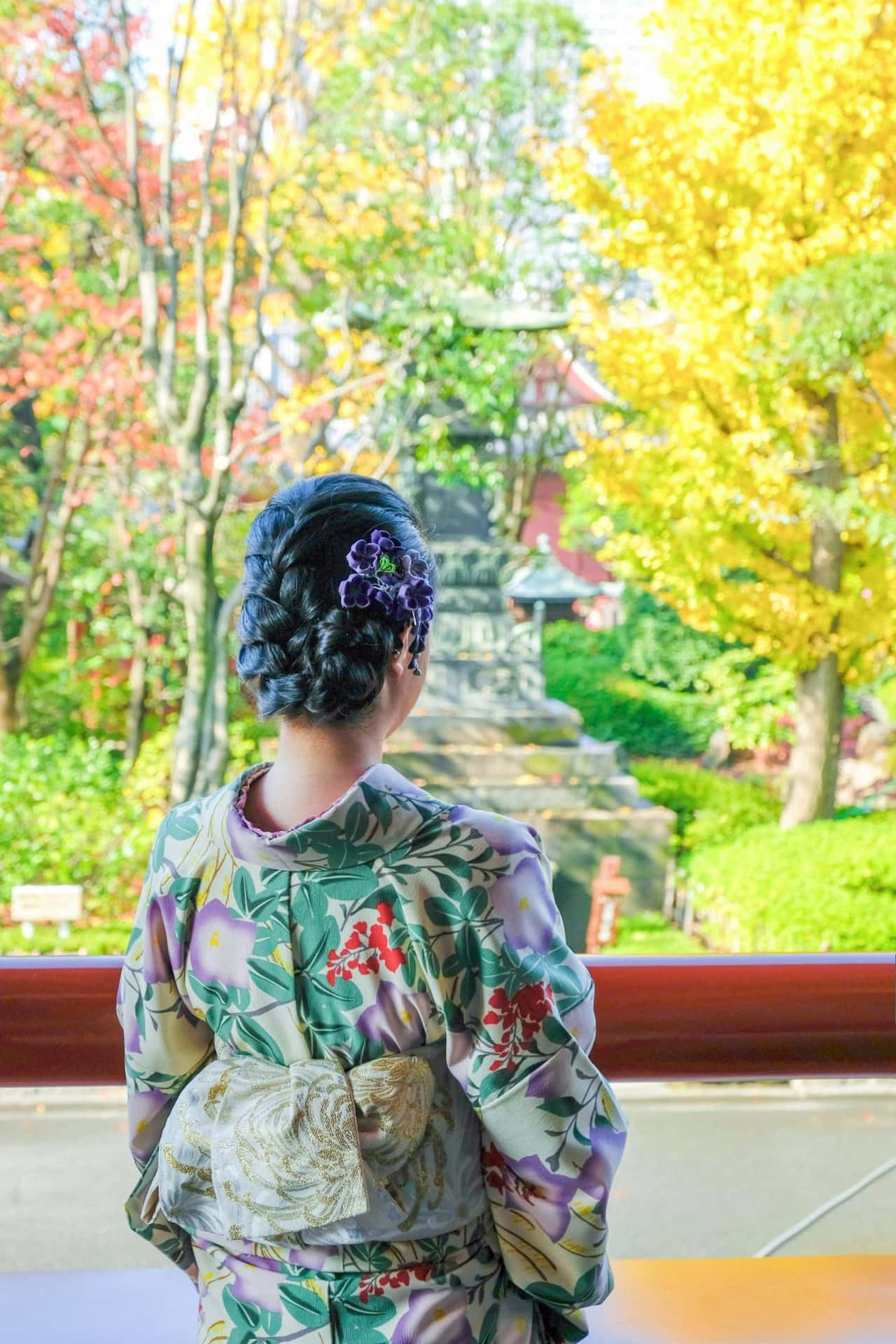 “A Vibrant Kimono Layout”