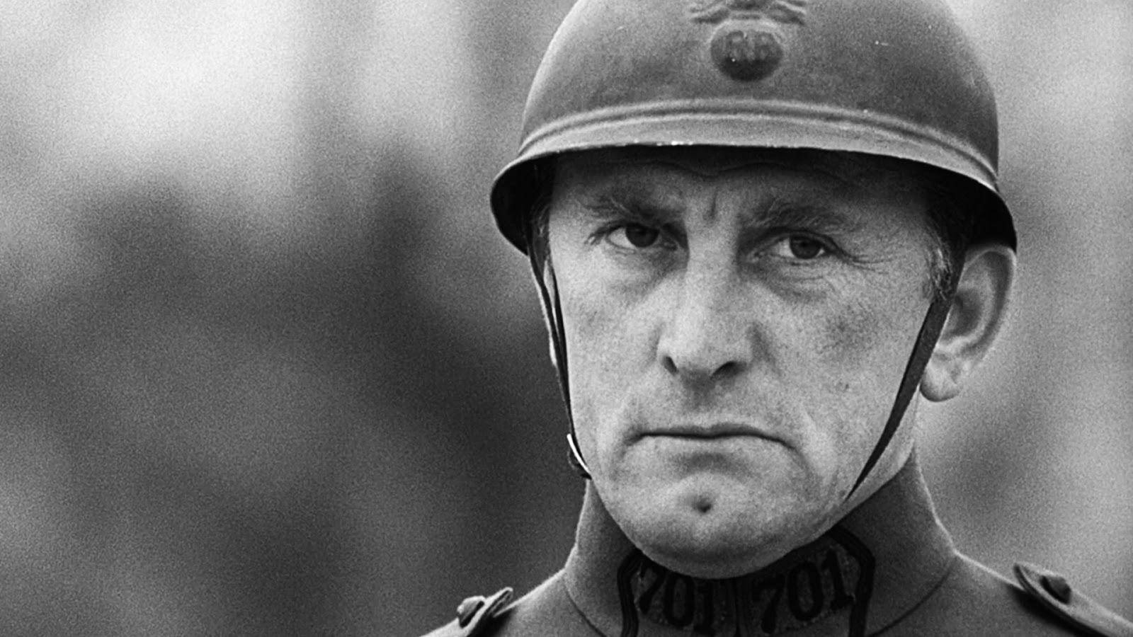Kirk Douglas In Paths Of Glory Background
