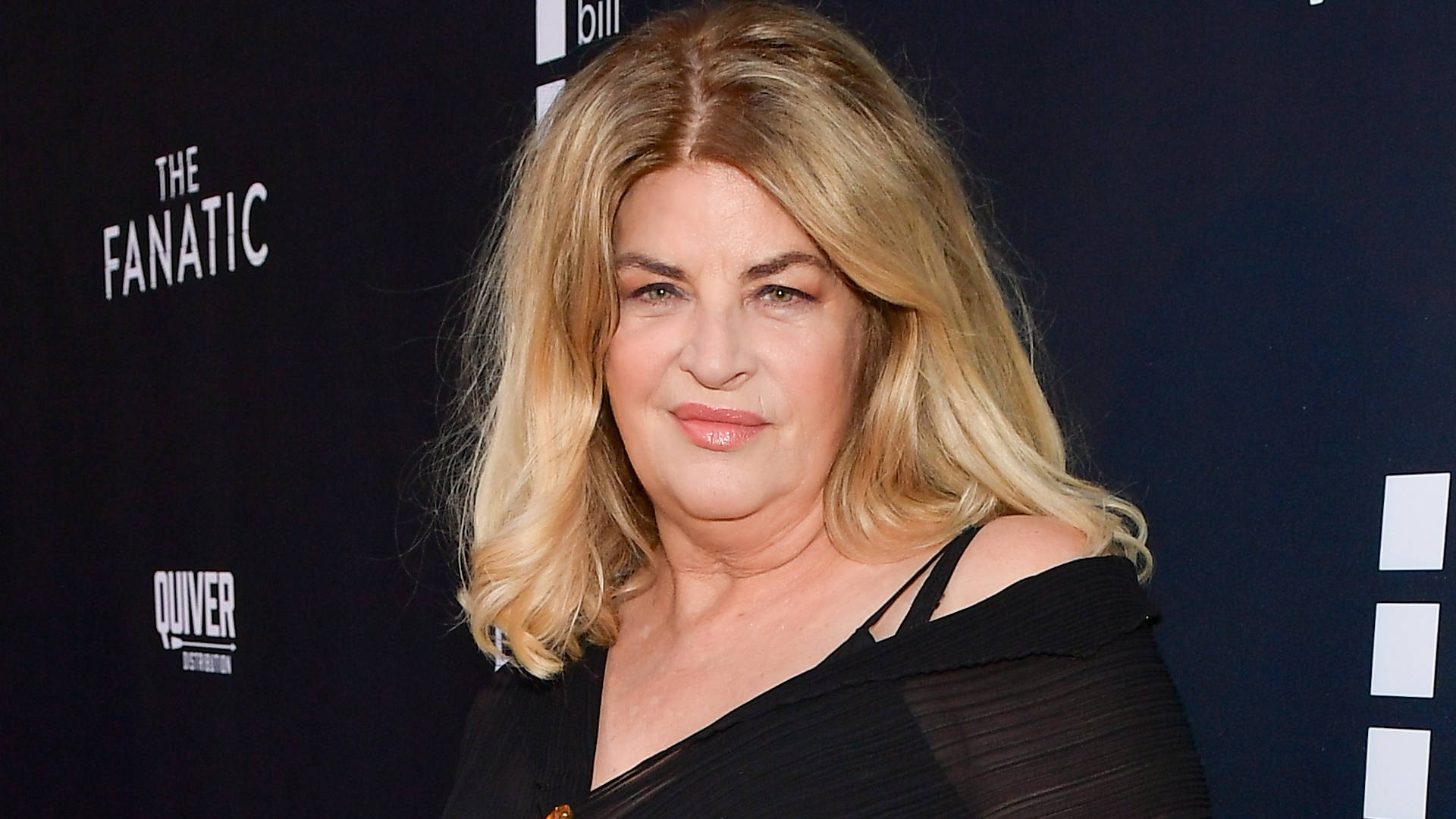 Kirstie Alley In The Fanatic Red Carpet Event Background