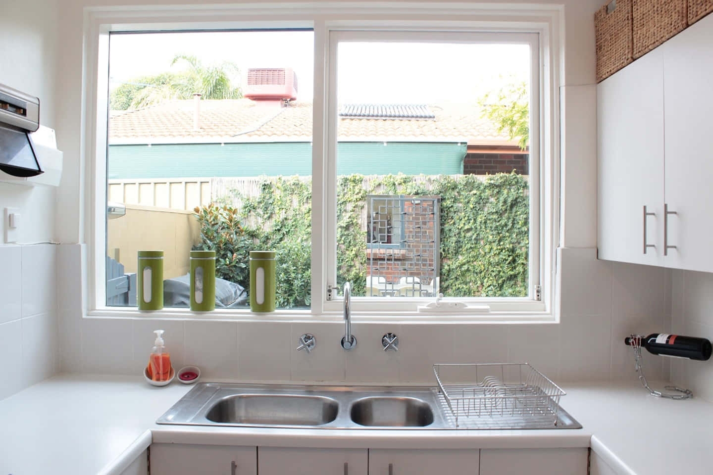 Small Kitchen Window Pictures