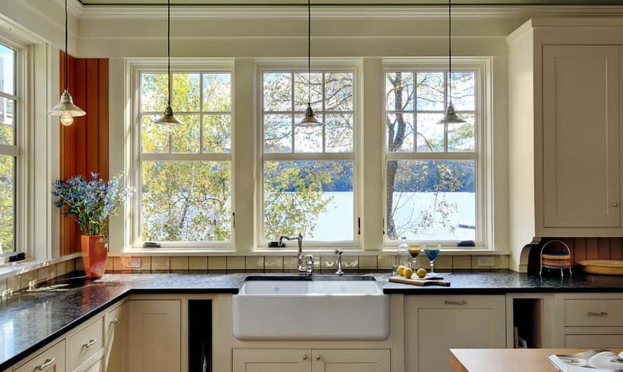 Bildeines Küchenfensters Mit Seeblick
