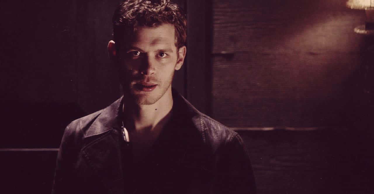 Klaus Mikaelson With Warm Tint Wallpaper
