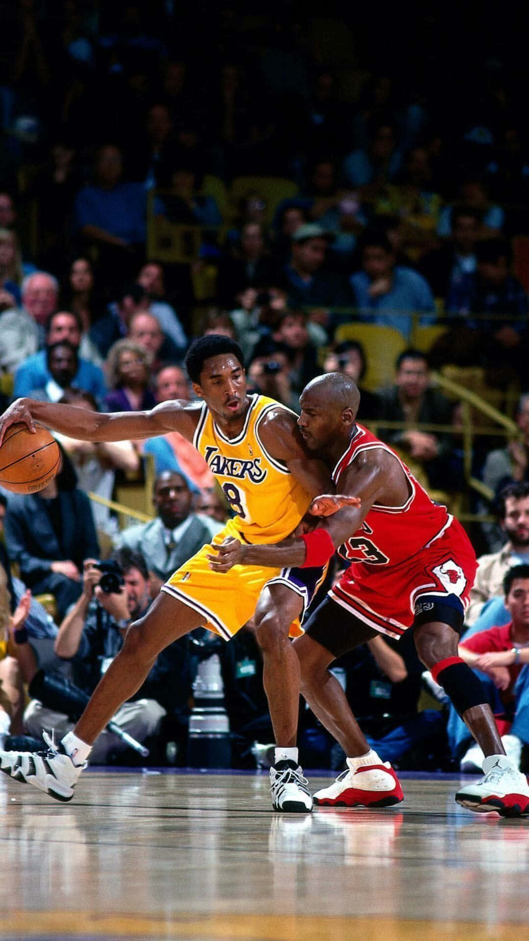 Kobebryant E Michael Jordan - Leggende Del Basket Sfondo