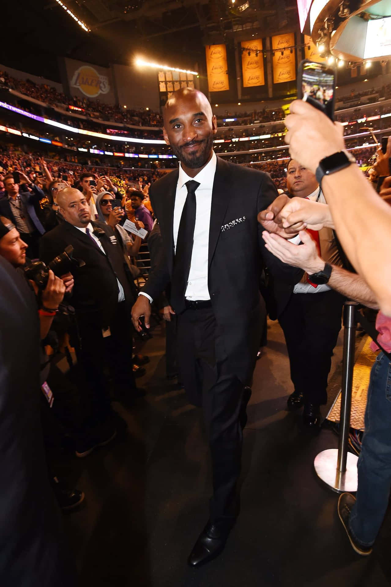 Kobe Bryant Farewell Walk Wallpaper